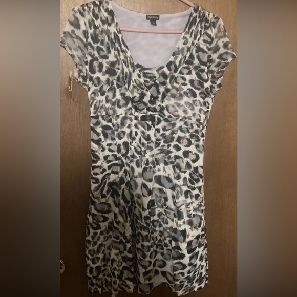 Relativity Dresses & Skirts - Relativity Dress